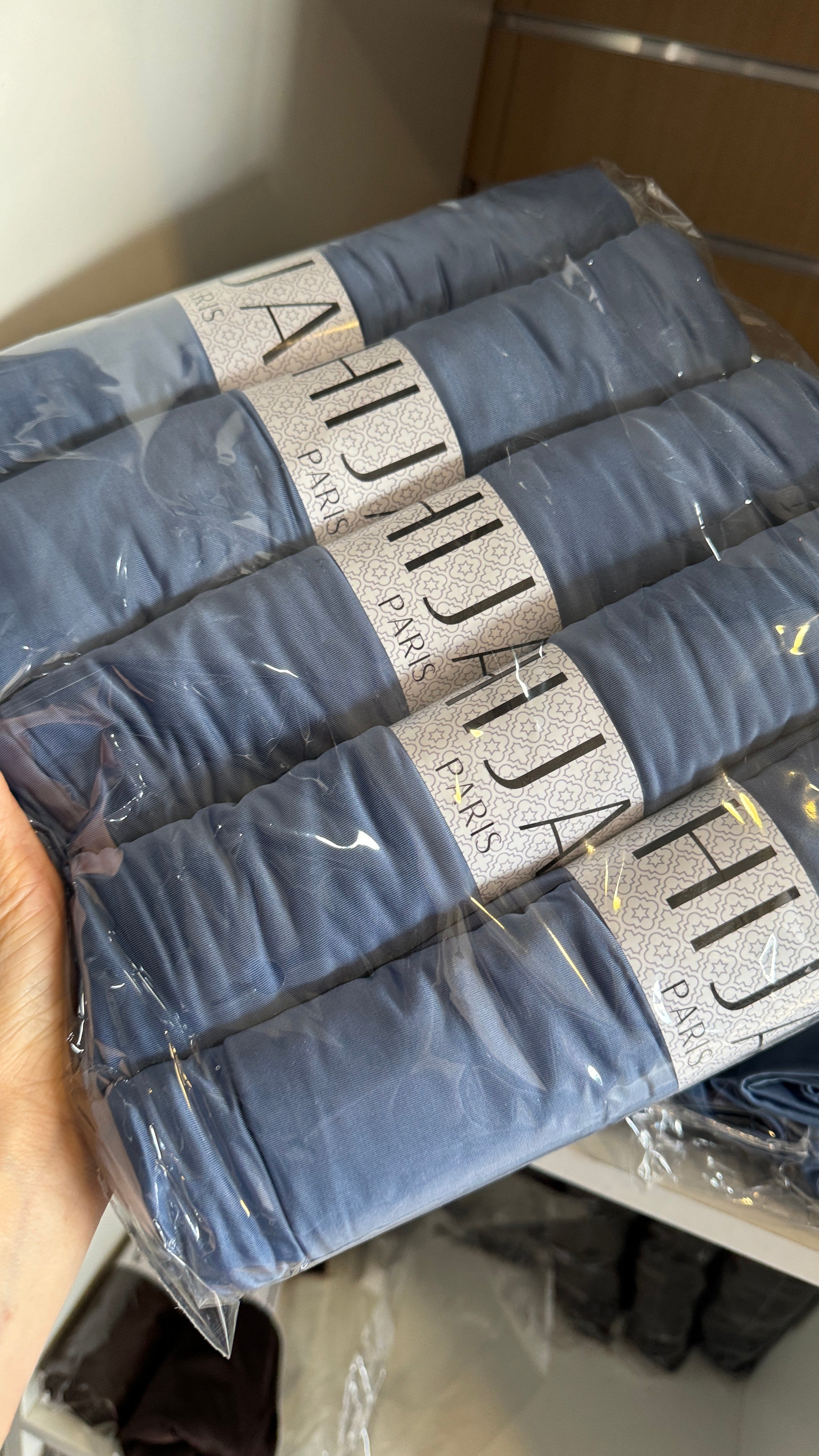 JERSEY LIQUID